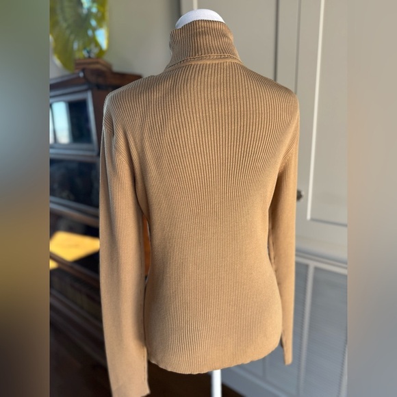 Doncaster Caramel Turtleneck Long Sleeve Sweater Medium ribbed Knit 8 - Picture 5 of 8
